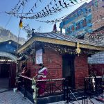 एक सय वर्ष पुरानो बेनीको गणेश मन्दिरमा पित्तलको छानो राखेर पुनर्निर्माण