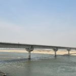 कर्णाली नदीको सनकट्टीमा पुल निर्माण अन्तिम चरणमा ,डुङ्गाको सहायतामा नदी तर्नुपर्ने बाध्यता अन्त्य हुँदै